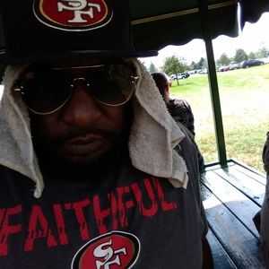 Meet your Posher, Larry